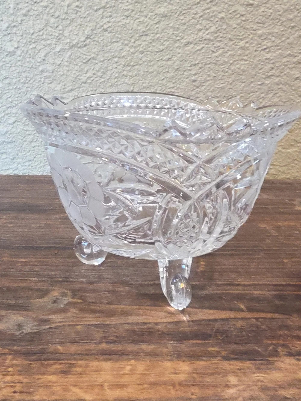 Anna Hutte Bleikristall Lead Crystal 3 Footed Floral Candy Dish Bowl German